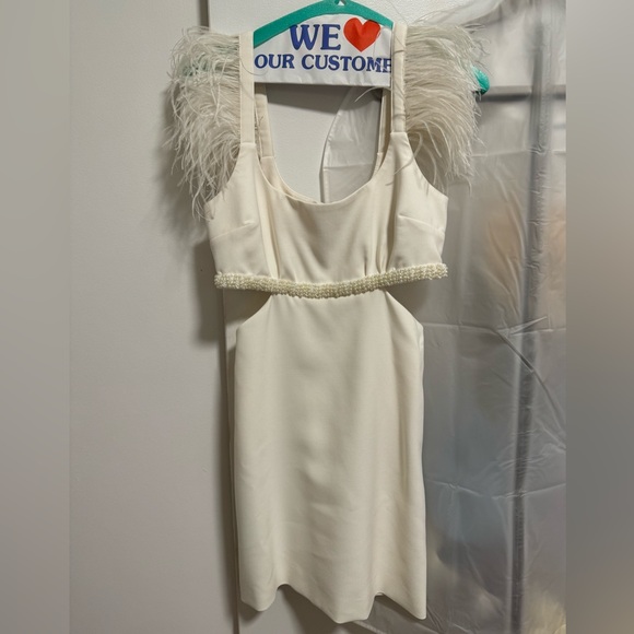 LIKELY Taliah mini Dress size 2 White Feather Trim - Picture 7 of 8